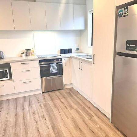 Cbd Luxury Parkside Living 2 Bedroom With Parking Κράισττσερτς Εξωτερικό φωτογραφία